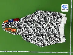 Fashionable Brand Bape Shark Camouflage Zipper Sweatshirt for Men and Women, Loose and Trendyy Velvet Hooded Cardigan Jacket for Men and Women